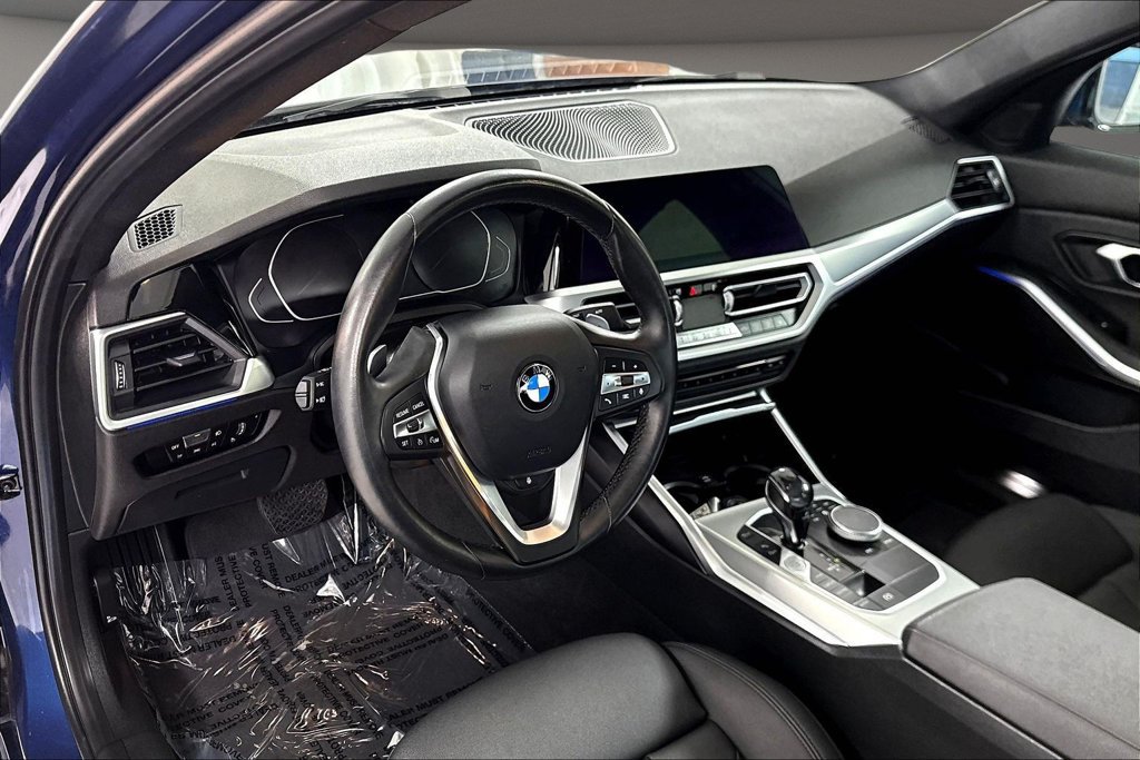 Used 2021 BMW 330i xDrive Sedan w/ Convenience Package AWD/4WD image 19