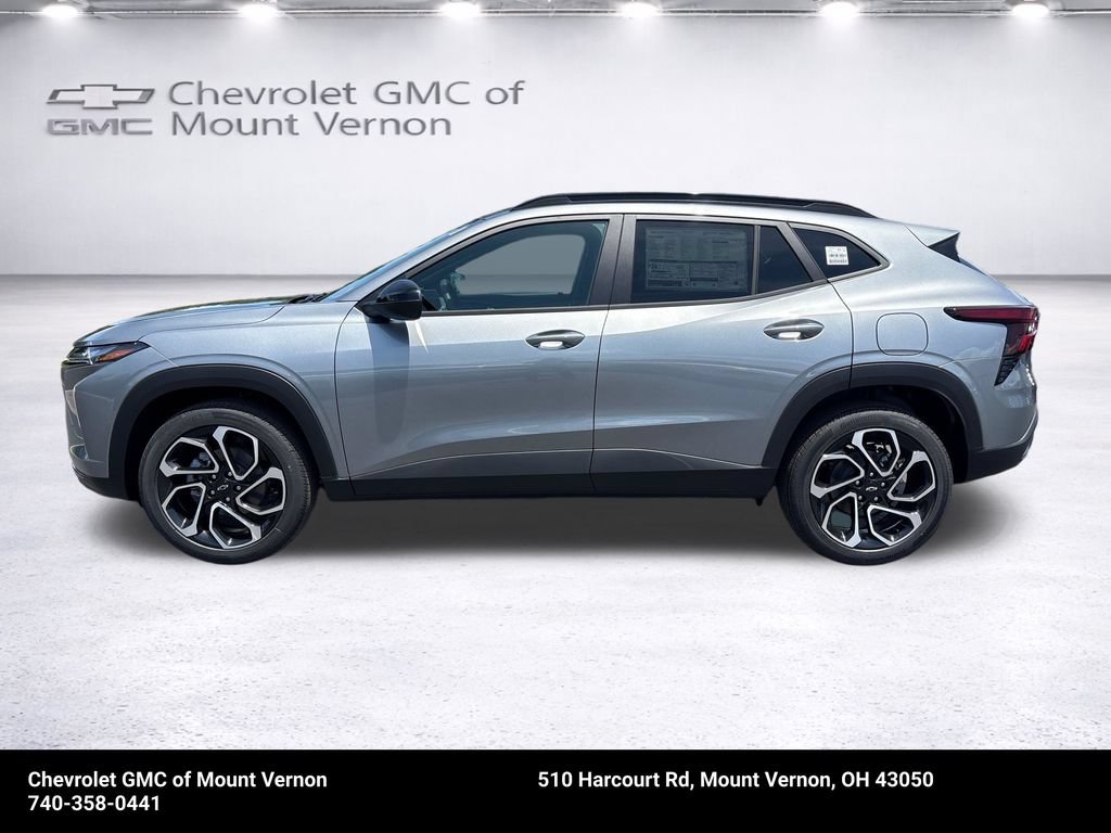 New 2026 Chevrolet Trax RS w/ Sunroof Package FWD image 2