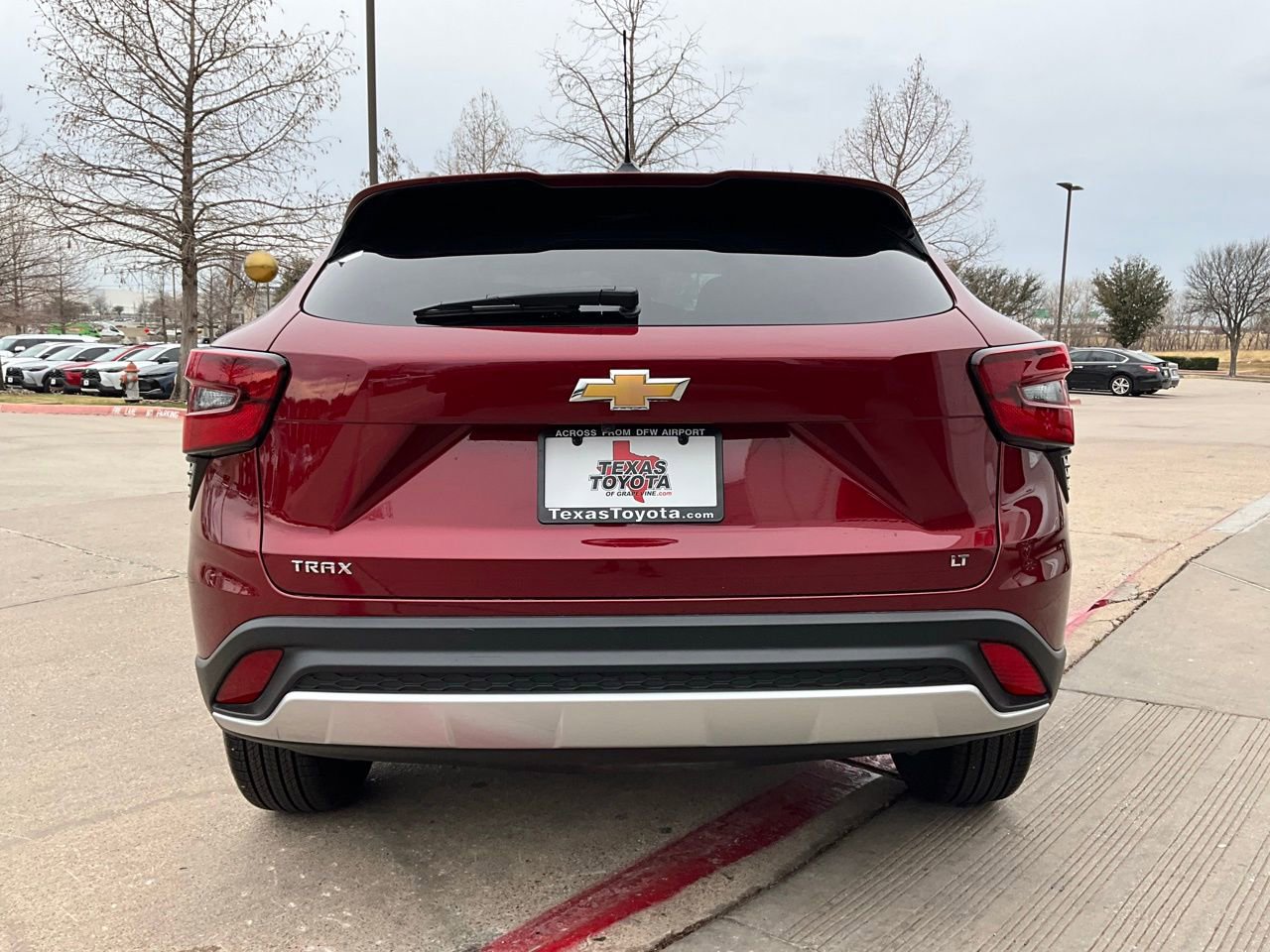 Used 2025 Chevrolet Trax LT image 7