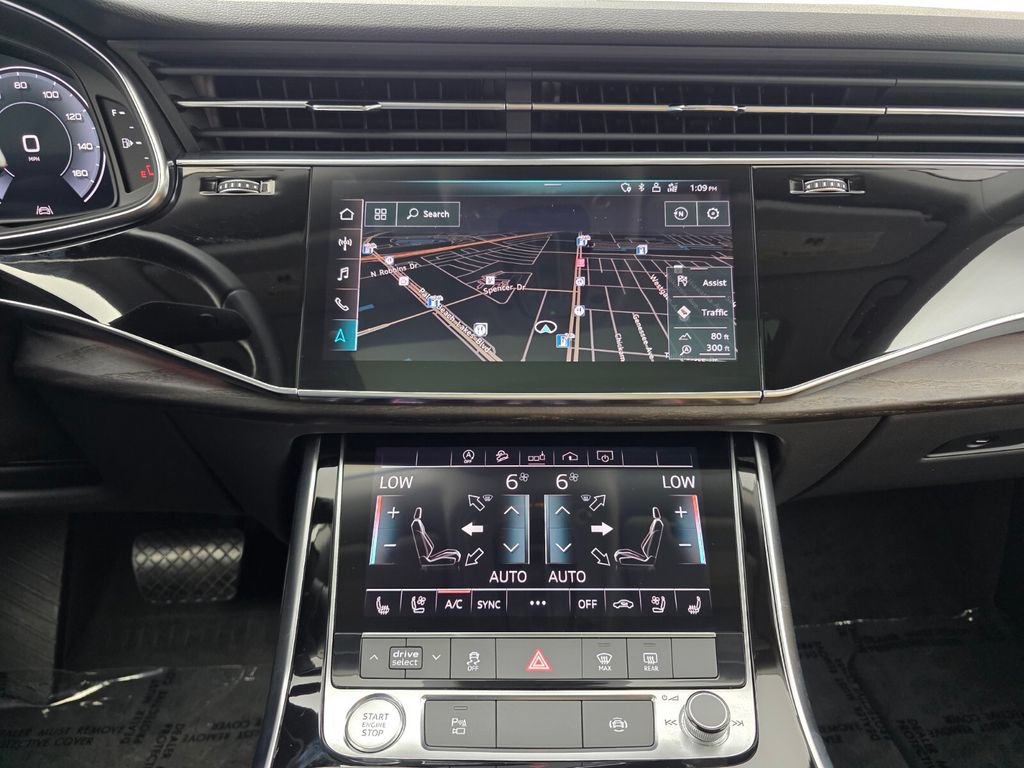 Used 2020 Audi Q8 Premium Plus w/ Premium Plus Package AWD/4WD image 23
