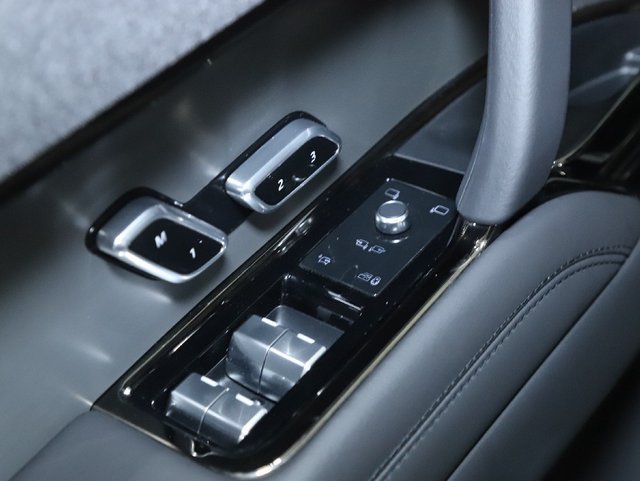 Used 2024 Land Rover Range Rover Sport Dynamic SE AWD/4WD image 31