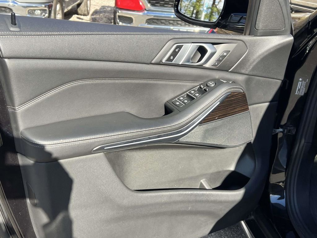 Used 2019 BMW X5 xDrive40i w/ Convenience Package image 19