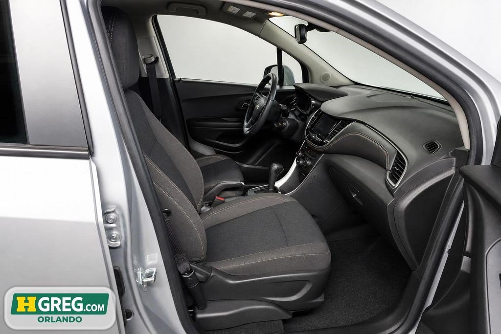 Used 2022 Chevrolet Trax LS w/ Tint and Cruise Package FWD image 14