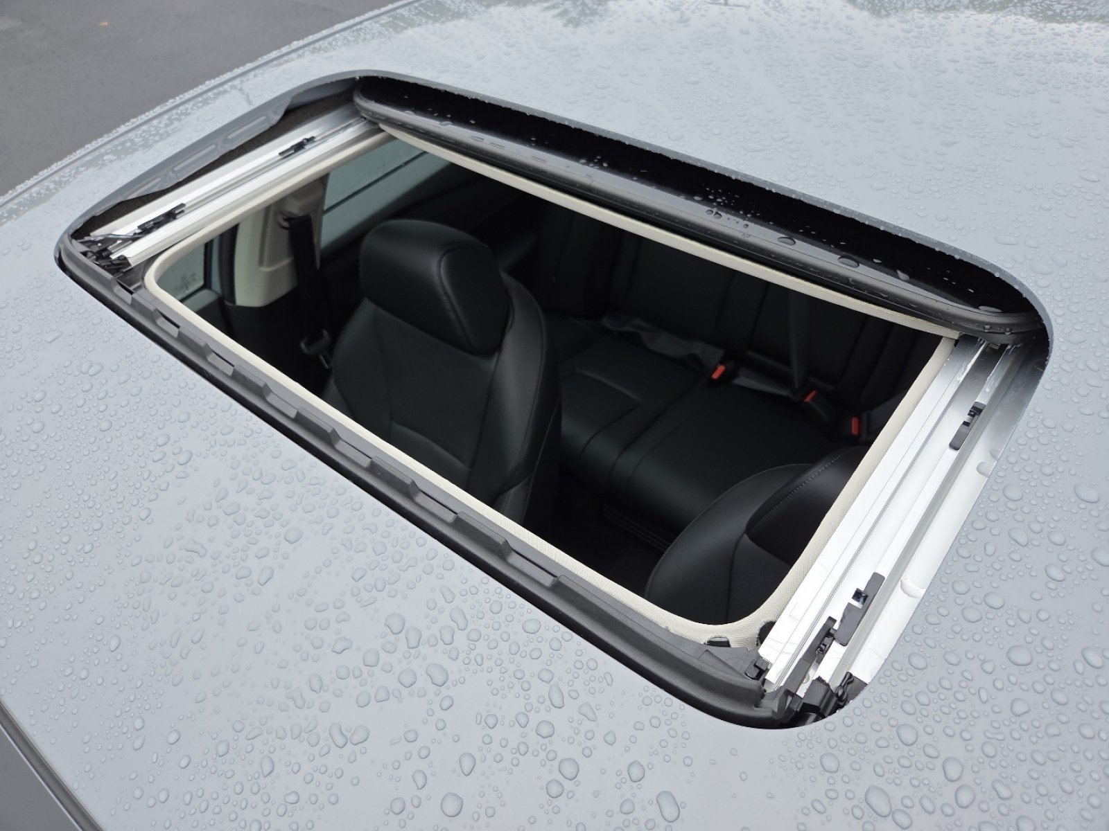 New 2026 Honda Accord Touring image 3