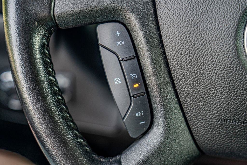 Used 2023 Chevrolet Express 3500 Extended w/ Driver Convenience Package RWD image 29