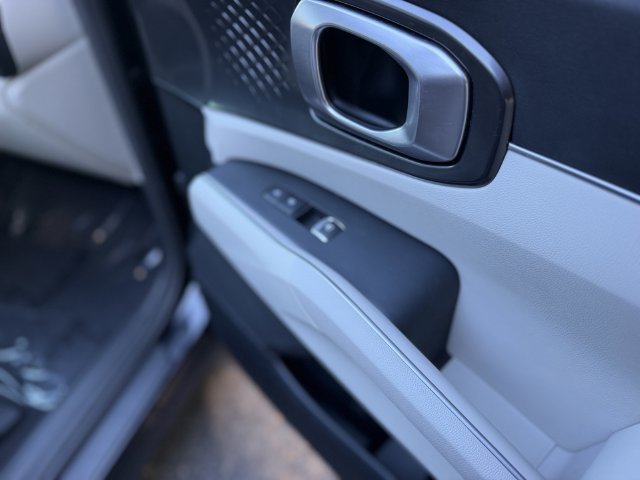 Certified 2023 Kia Sorento S w/ Panoramic Sunroof Package FWD image 36