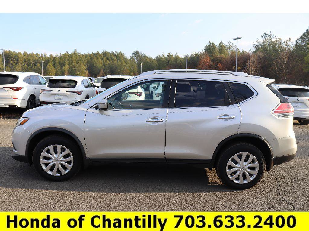 Used 2016 Nissan Rogue S w/ Appearance Package image 4