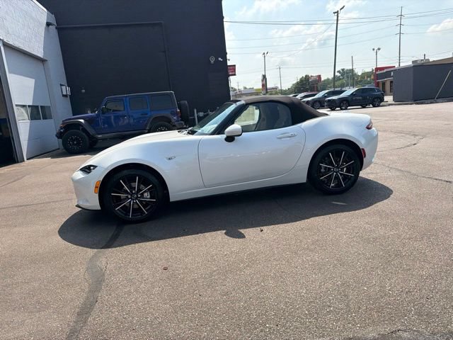 New 2026 MAZDA MX-5 Miata Grand Touring w/ Weather Package RWD image 21