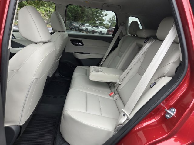 New 2027 Nissan Rogue SV FWD image 10