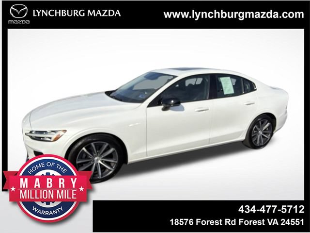 Used 2022 Volvo S60 B5 Momentum
