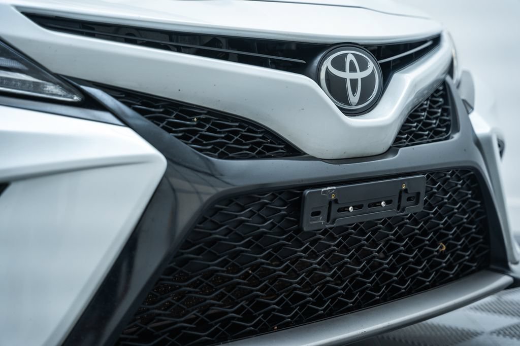 Used 2020 Toyota Camry XSE w/ Navigation Package FWD image 12