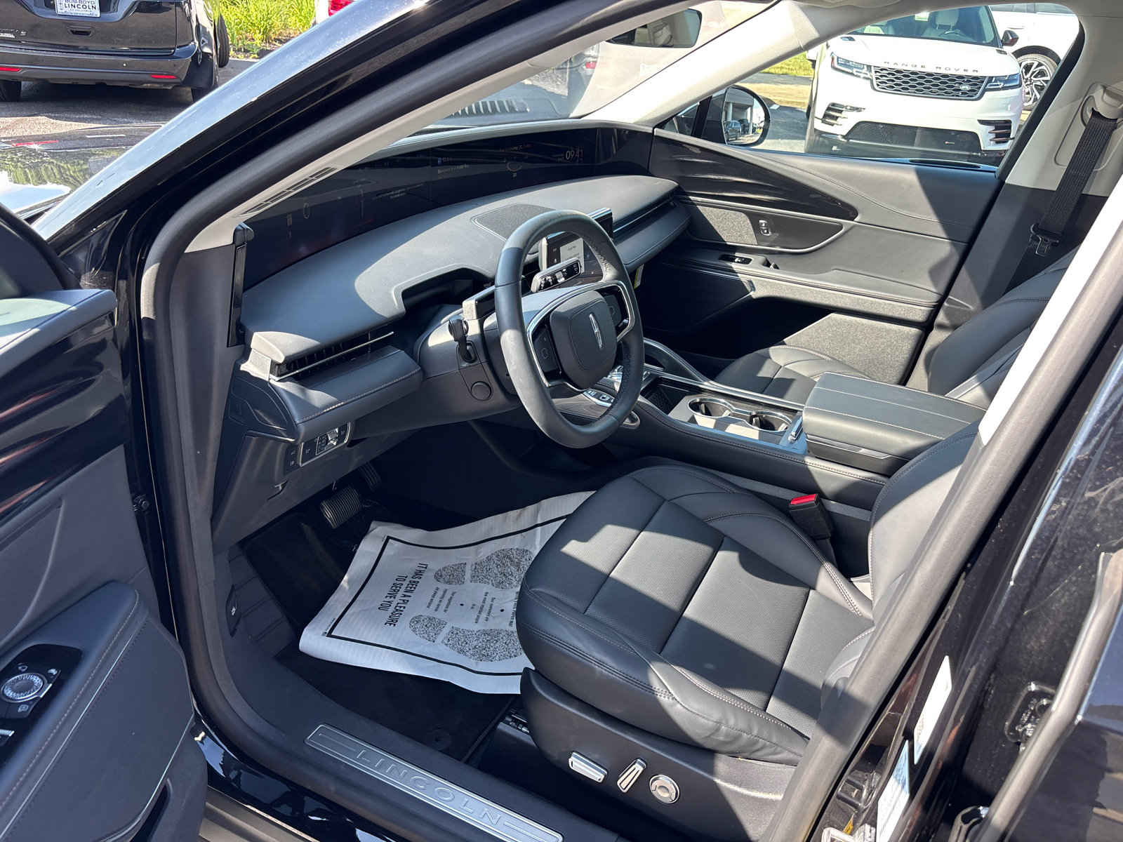New 2026 Lincoln Nautilus Premier AWD/4WD image 25