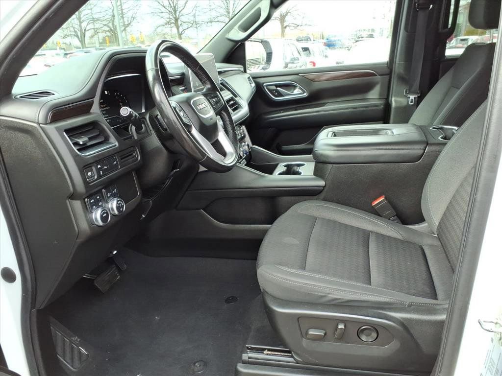Used 2022 GMC Yukon SLE w/ Gmc Pro Safety Plus Package image 10