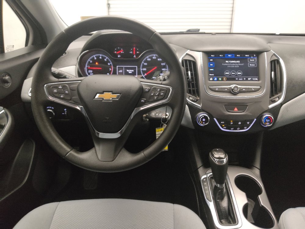 Used 2019 Chevrolet Cruze LT image 22