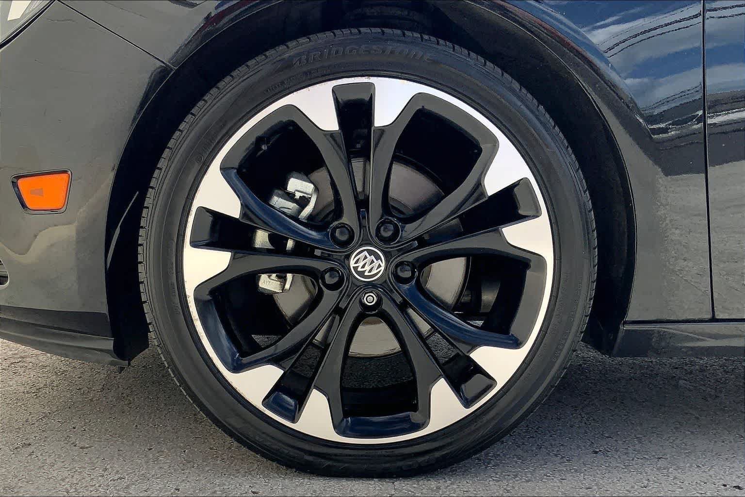 Used 2018 Buick Cascada Sport Touring w/ Dark Effects Package FWD image 8
