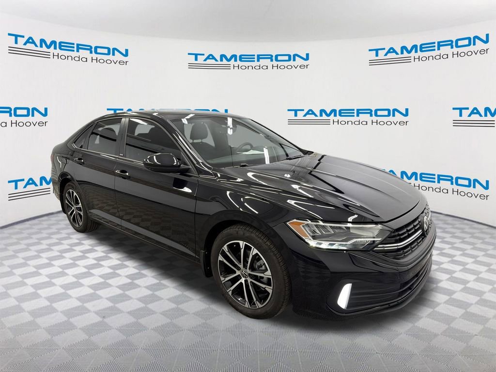 Used 2024 Volkswagen Jetta Sport FWD image 7
