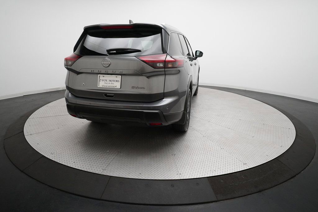 Used 2024 Nissan Rogue SV w/ SV Premium Package image 36