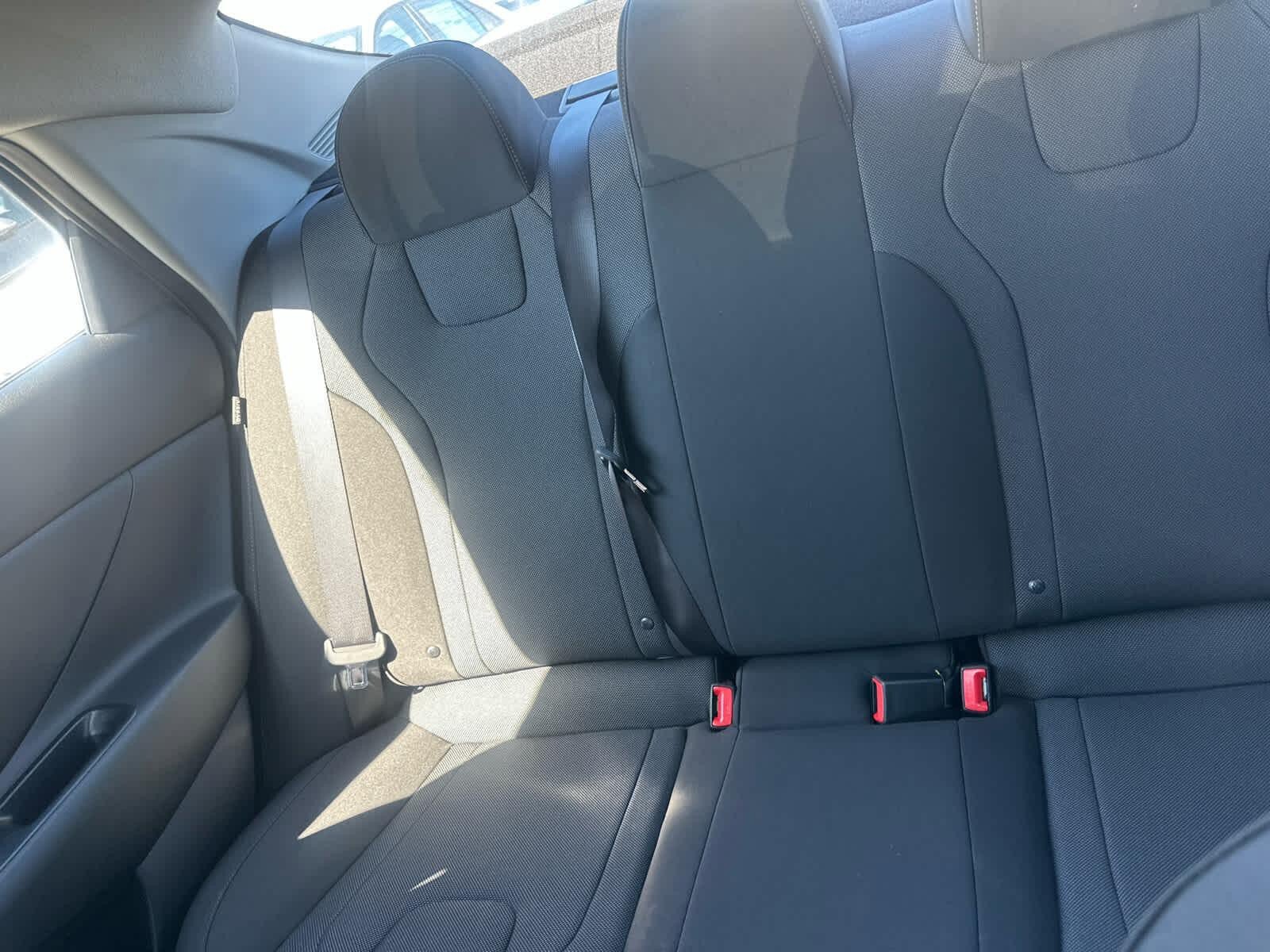 New 2026 Hyundai Elantra SE FWD image 29
