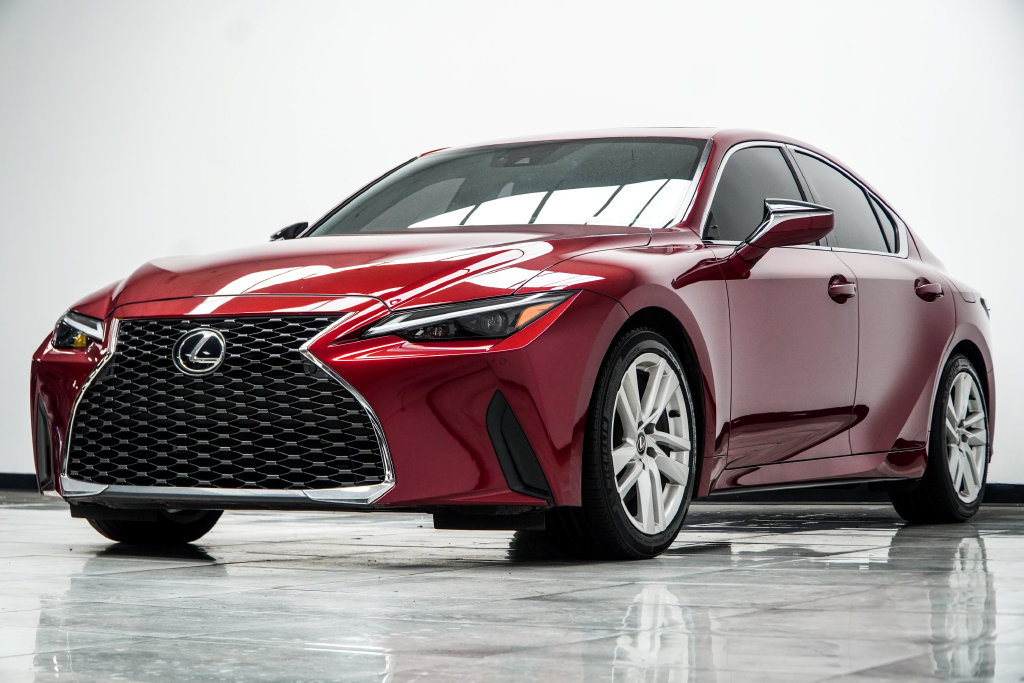 Used 2024 Lexus IS 300 w/ Comfort Package RWD image 11