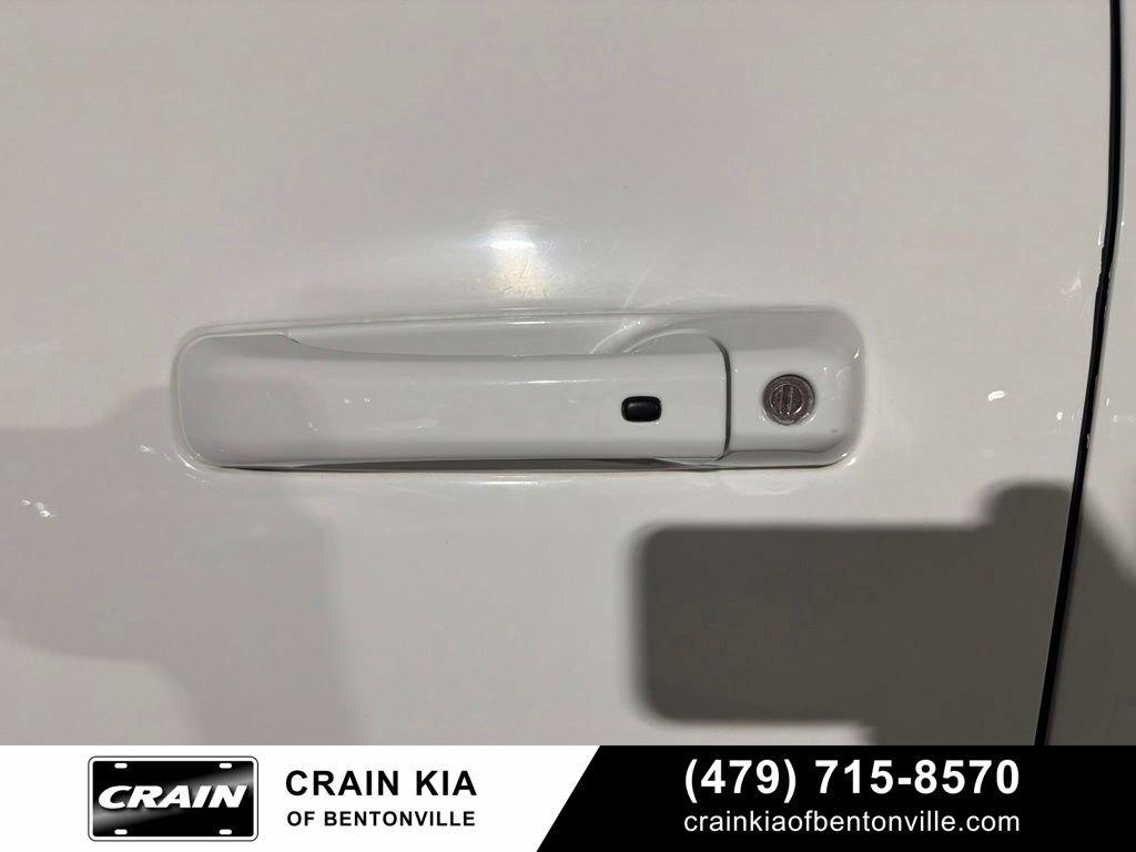 Used 2023 RAM 2500 Laramie AWD/4WD image 12