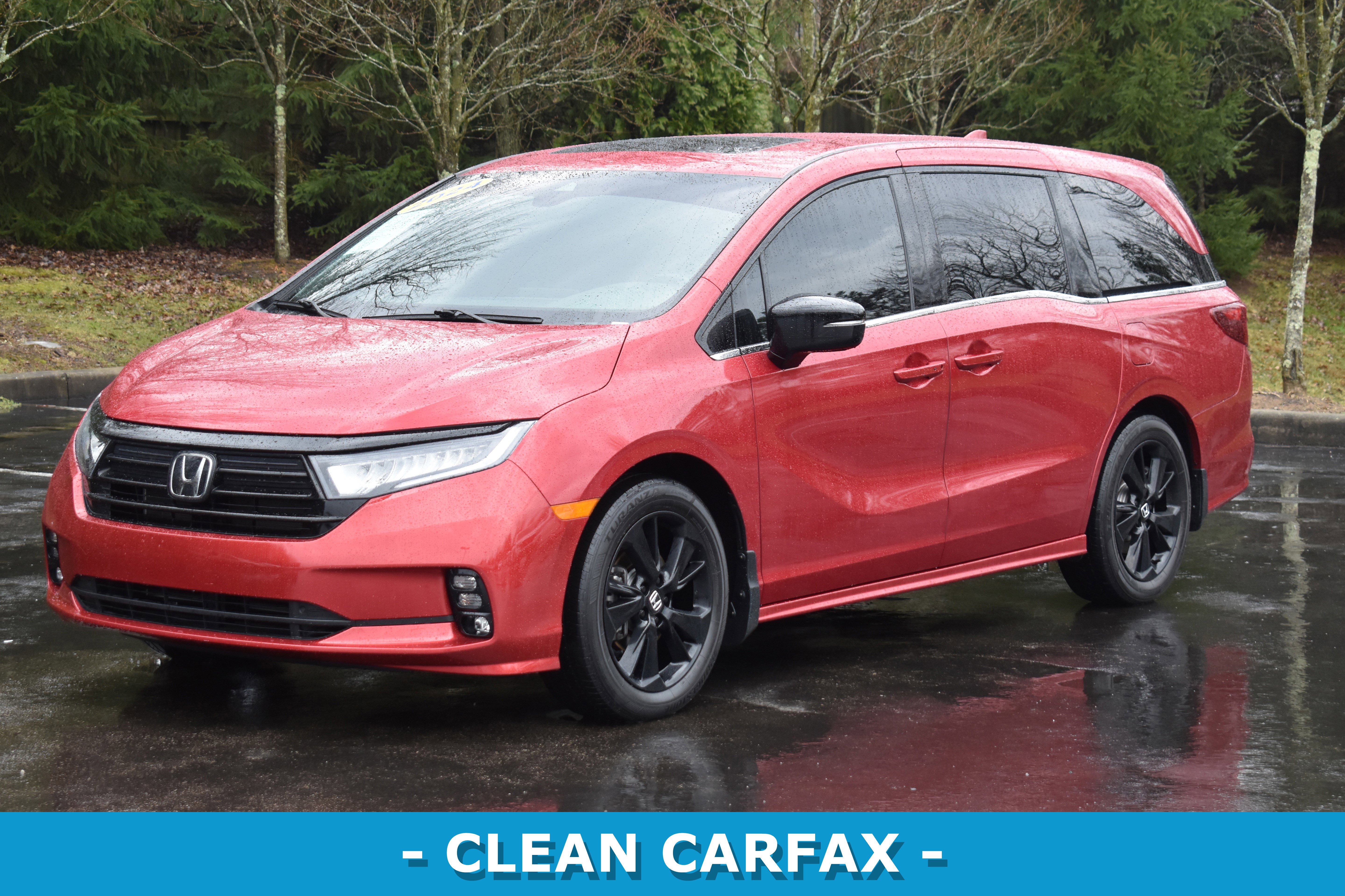 Certified 2024 Honda Odyssey Sport image 3