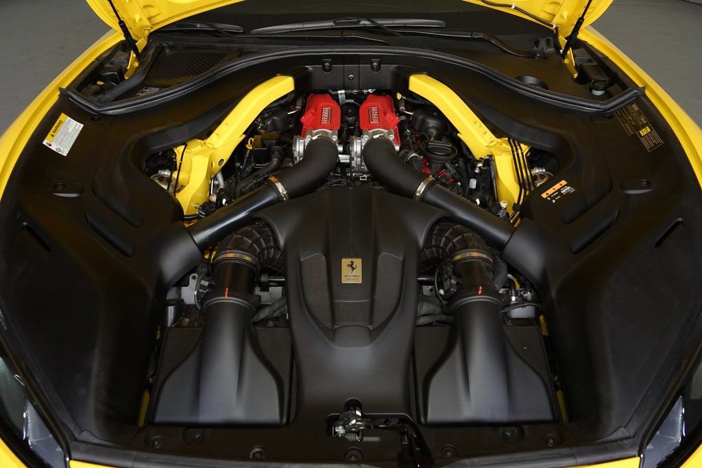 Used 2023 Ferrari Portofino M RWD image 28