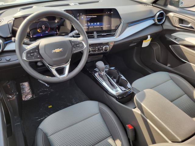 New 2026 Chevrolet Trax LT w/ LT Convenience Package FWD image 25