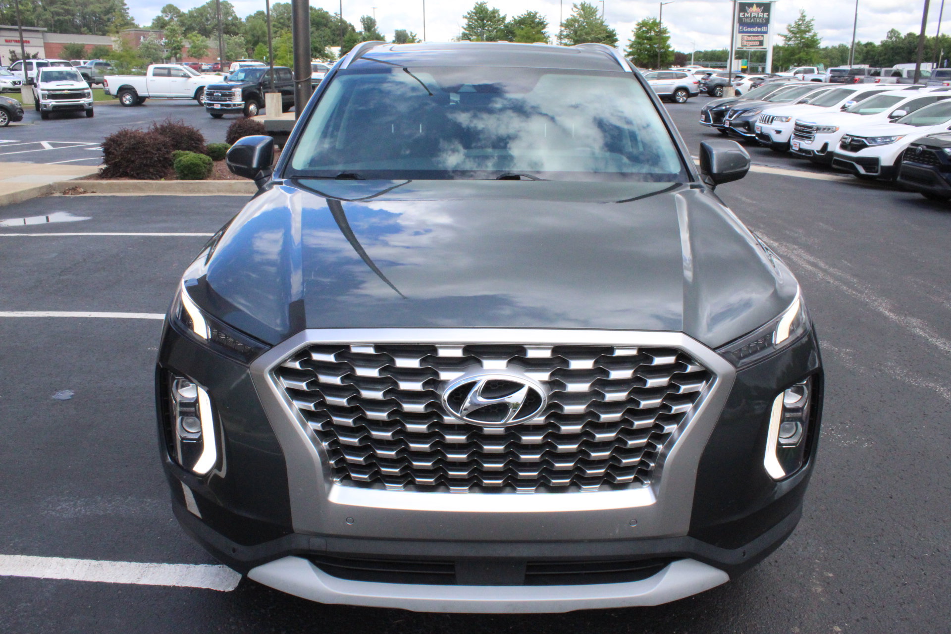Used 2022 Hyundai Palisade SEL w/ Convenience Package FWD image 3