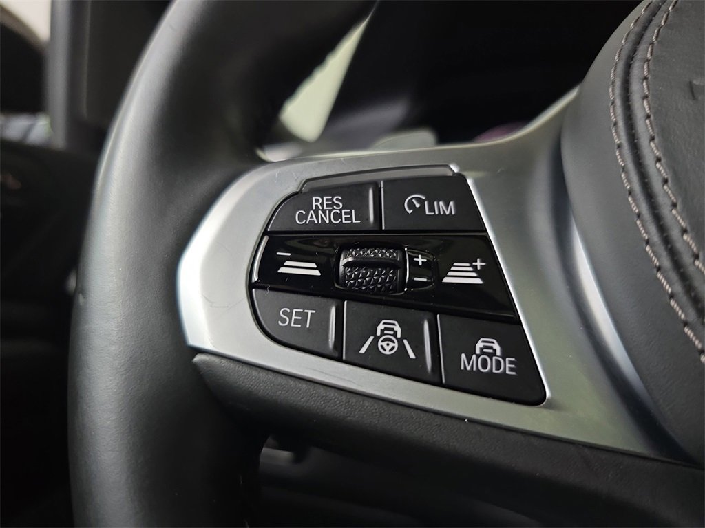 Used 2019 BMW X7 xDrive50i w/ M Sport Package image 21