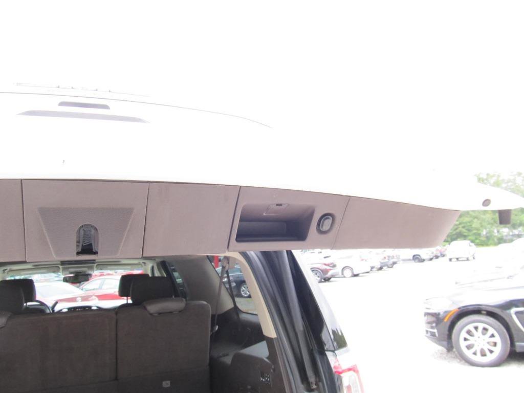 Used 2015 GMC Yukon XL Denali w/ Open Road Package image 39