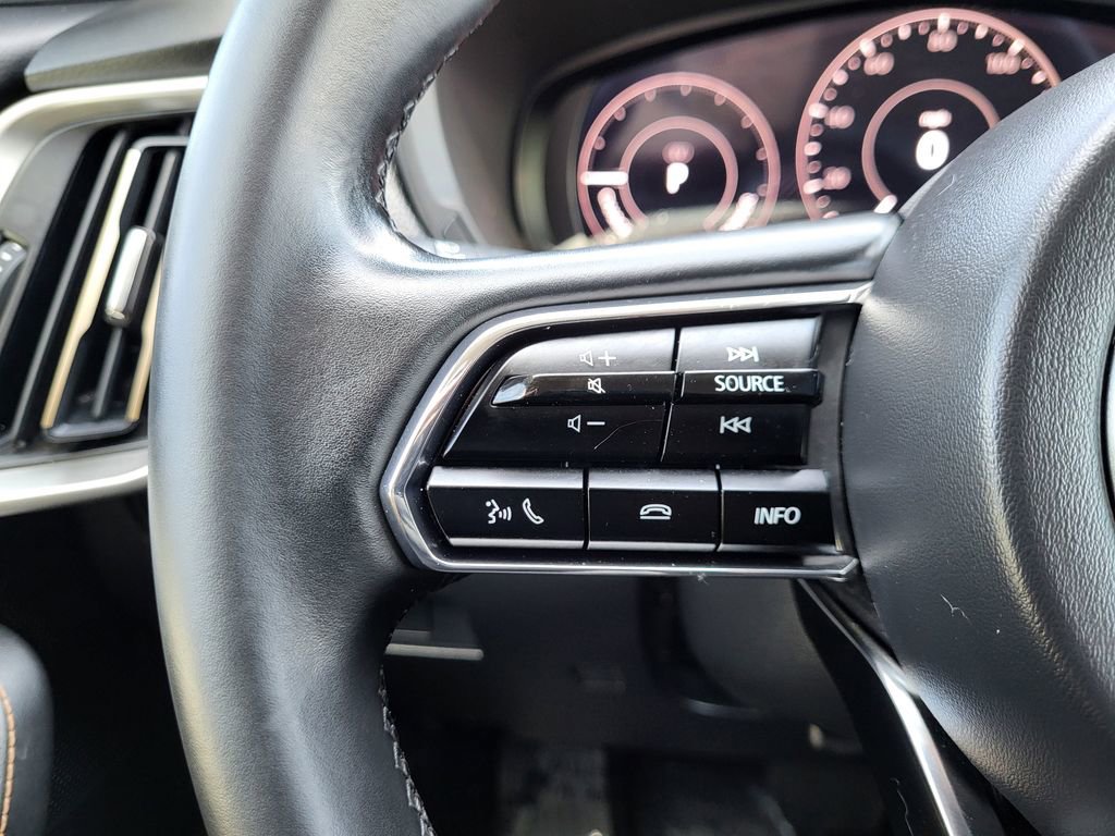 Used 2024 MAZDA CX-90 Plug-In Hybrid w/ Preferred AWD/4WD image 17
