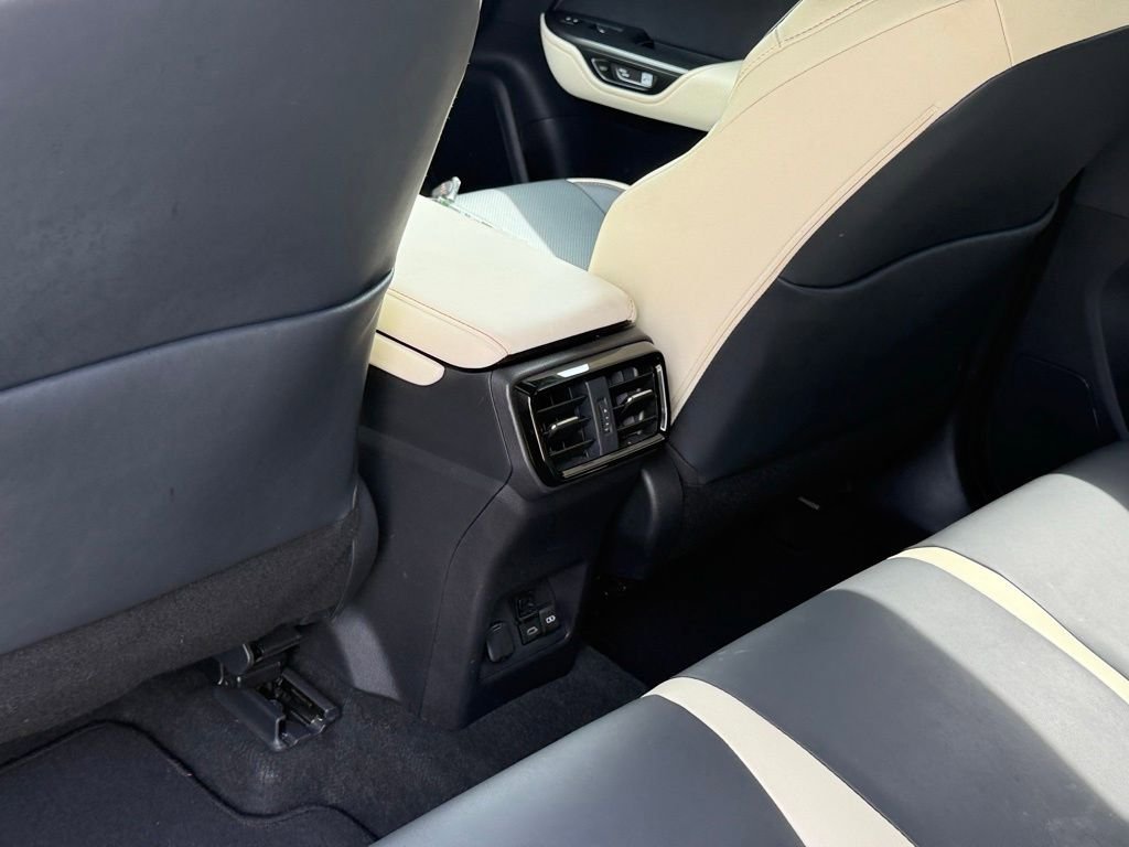 Certified 2022 Lexus NX 250 FWD w/ Towing Package (2000 Lbs) image 28