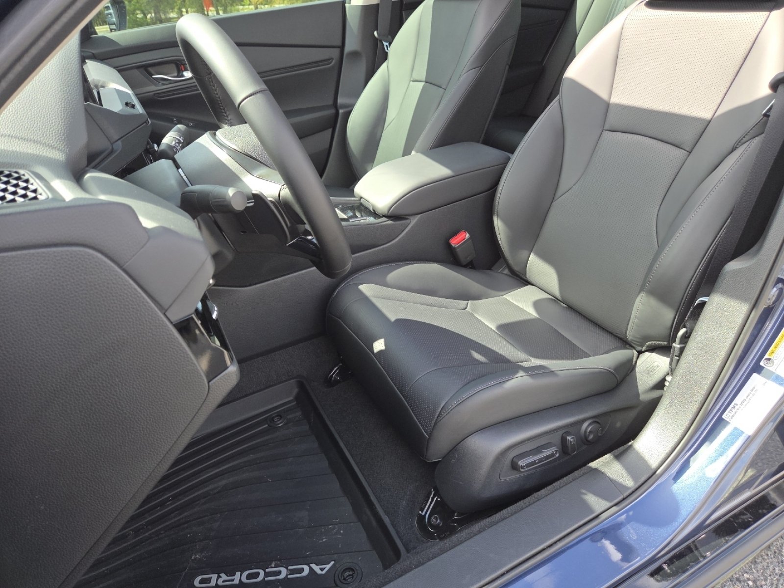 New 2026 Honda Accord EX-L image 25