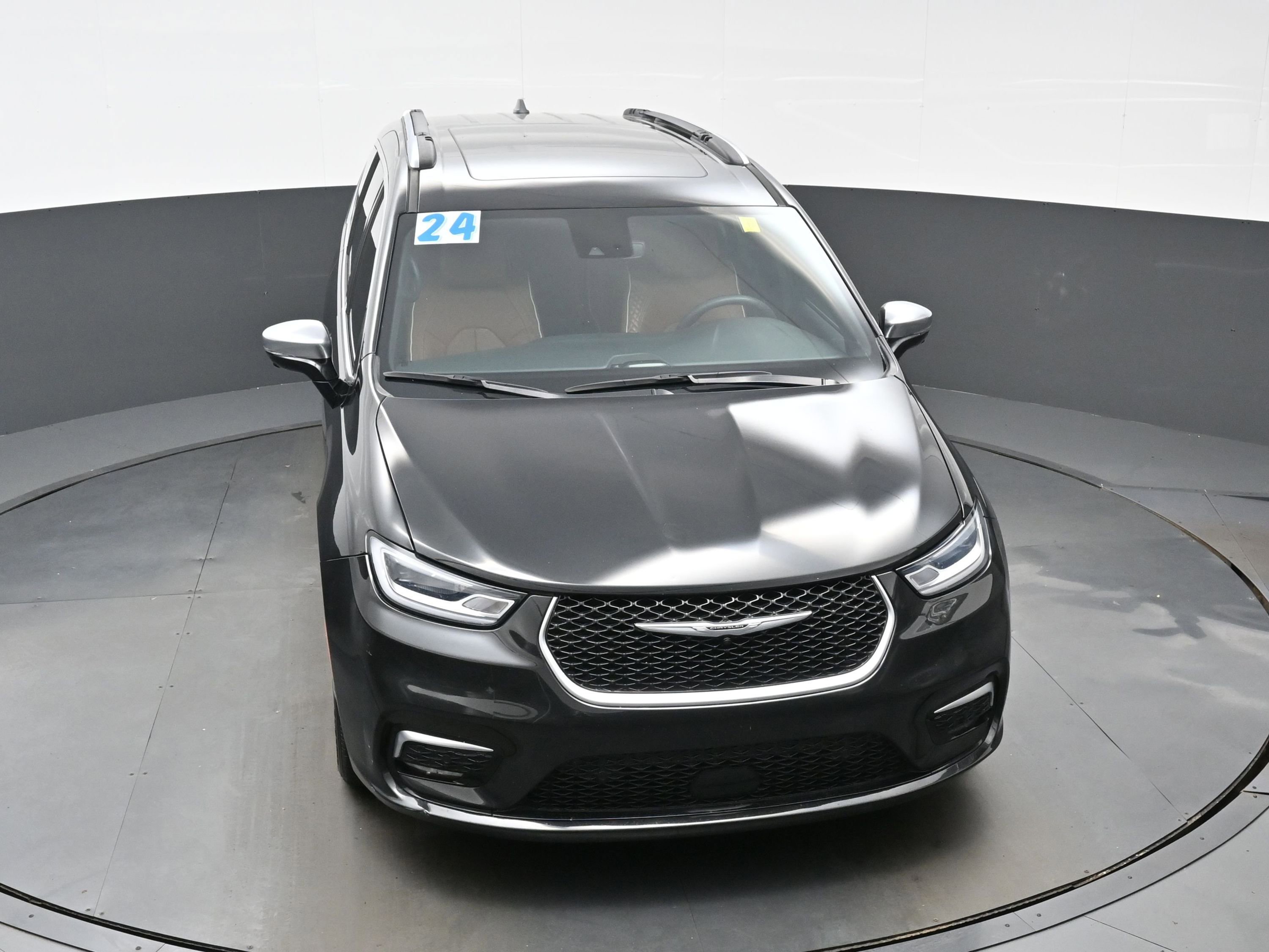 Used 2024 Chrysler Pacifica Pinnacle image 42