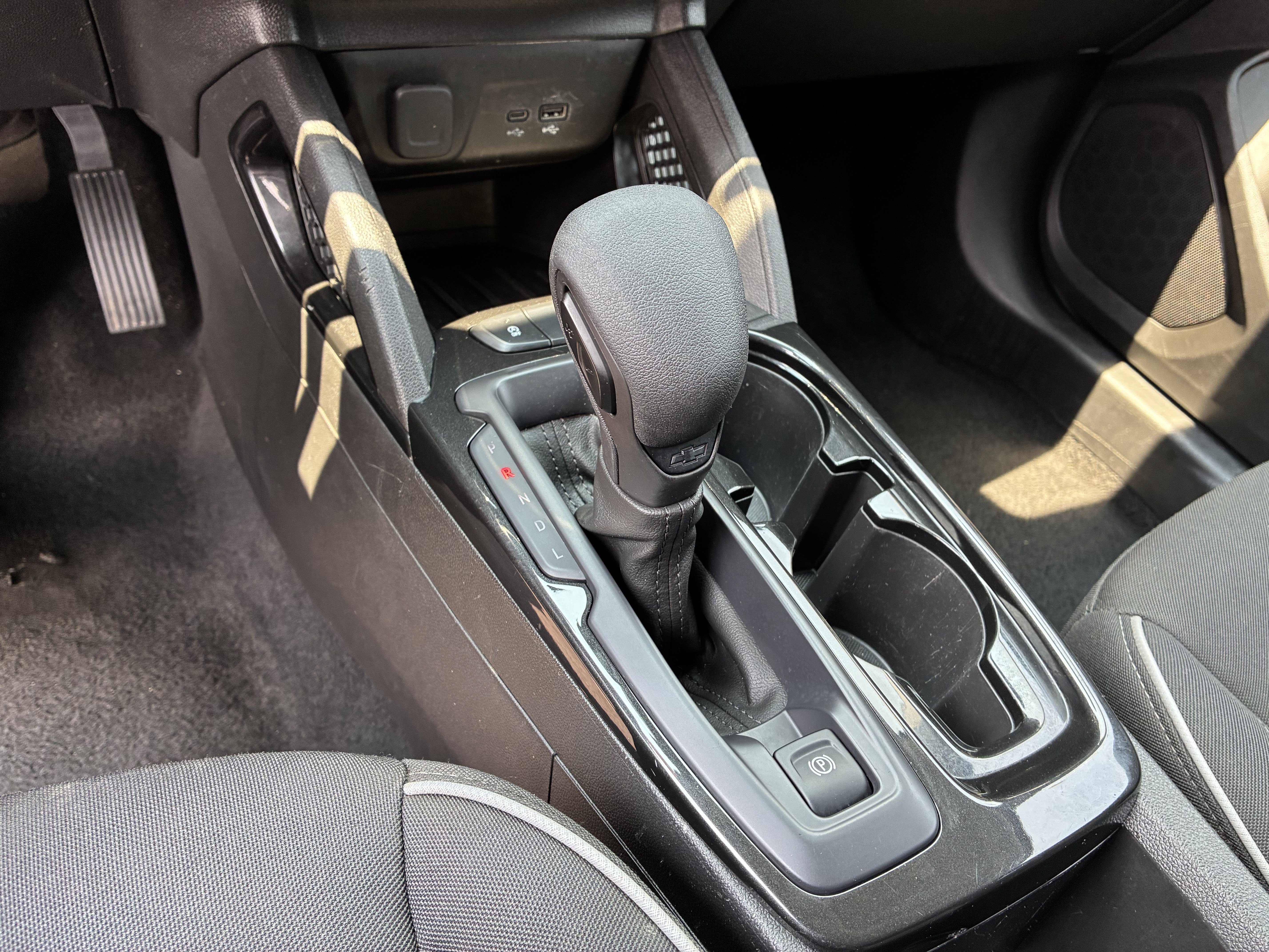 Used 2025 Chevrolet TrailBlazer LT FWD image 32