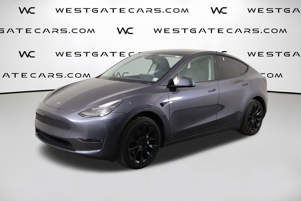 Used 2023 Tesla Model Y 2WD image 1