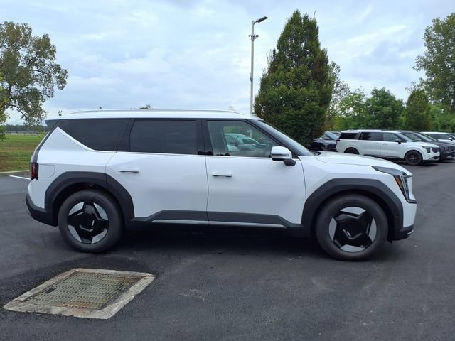 New 2026 Kia EV9 Wind AWD/4WD image 2