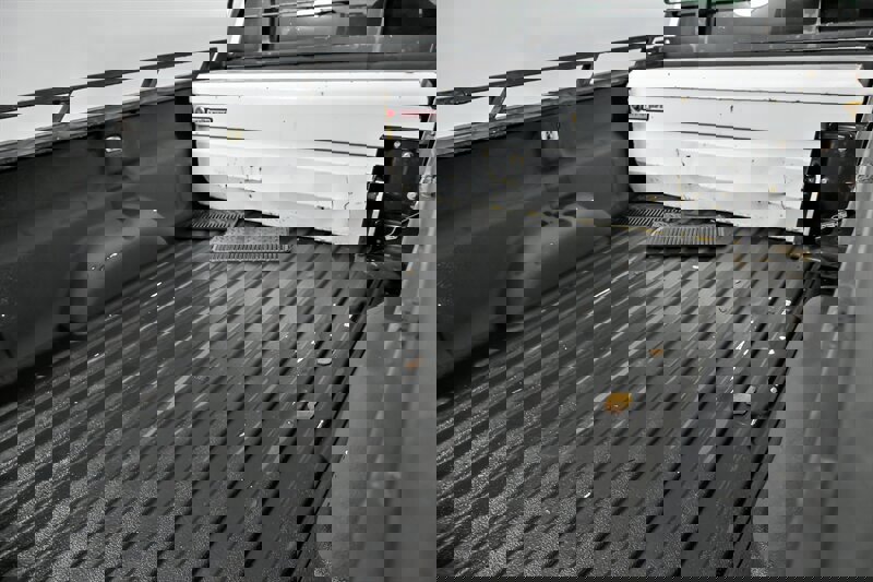 Used 2013 GMC Sierra 3500 SLE image 12