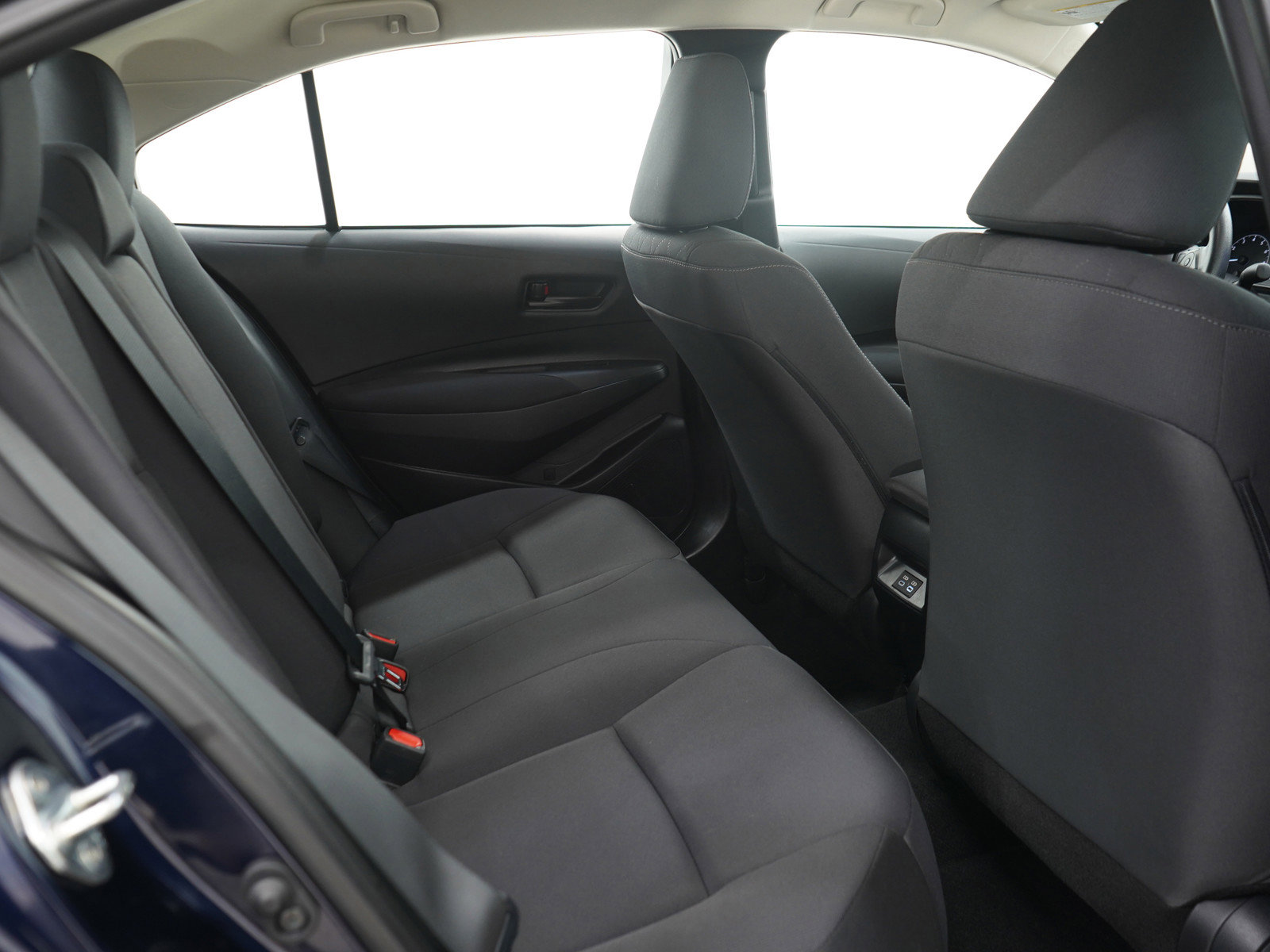 Used 2023 Toyota Corolla LE FWD image 12