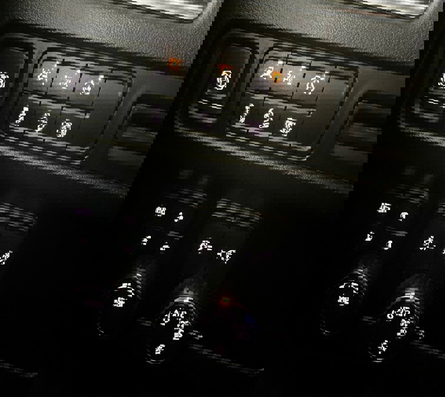 Certified 2023 Chevrolet Tahoe Z71 w/ Luxury Package image 12