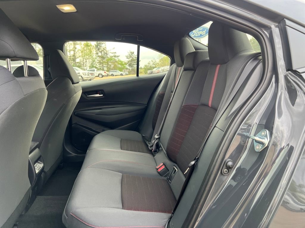 Used 2026 Toyota Corolla SE w/ SE Premium Package image 15