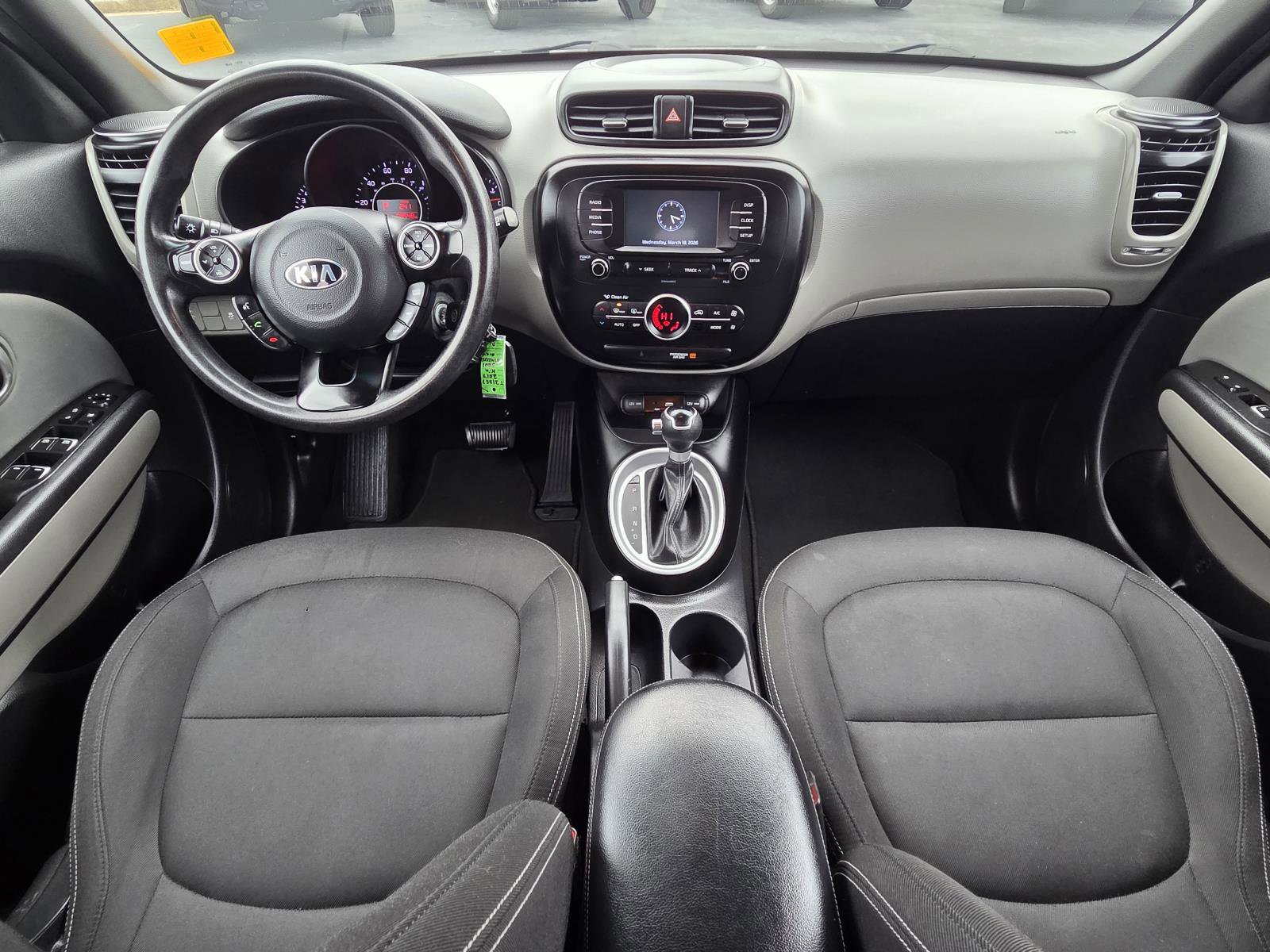 Used 2017 Kia Soul + image 13