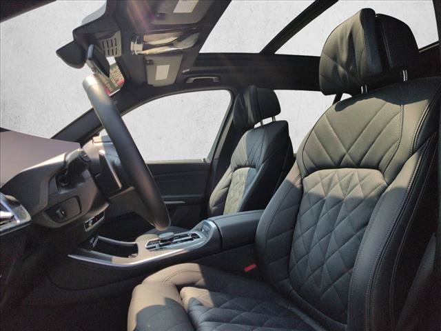 Certified 2026 BMW X5 xDrive50e AWD/4WD image 17