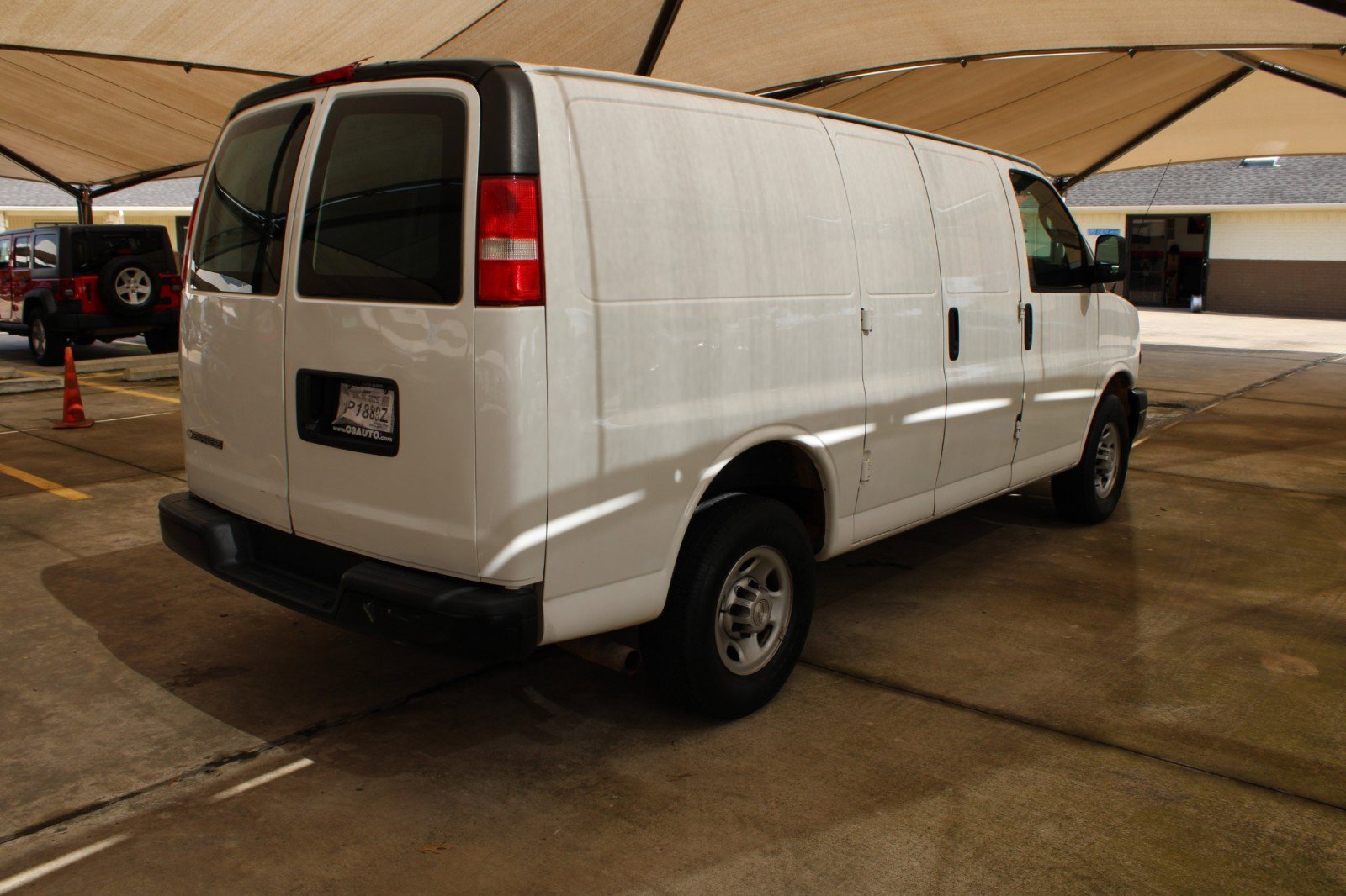 Used 2020 Chevrolet Express 2500 w/ Driver Convenience Package image 8