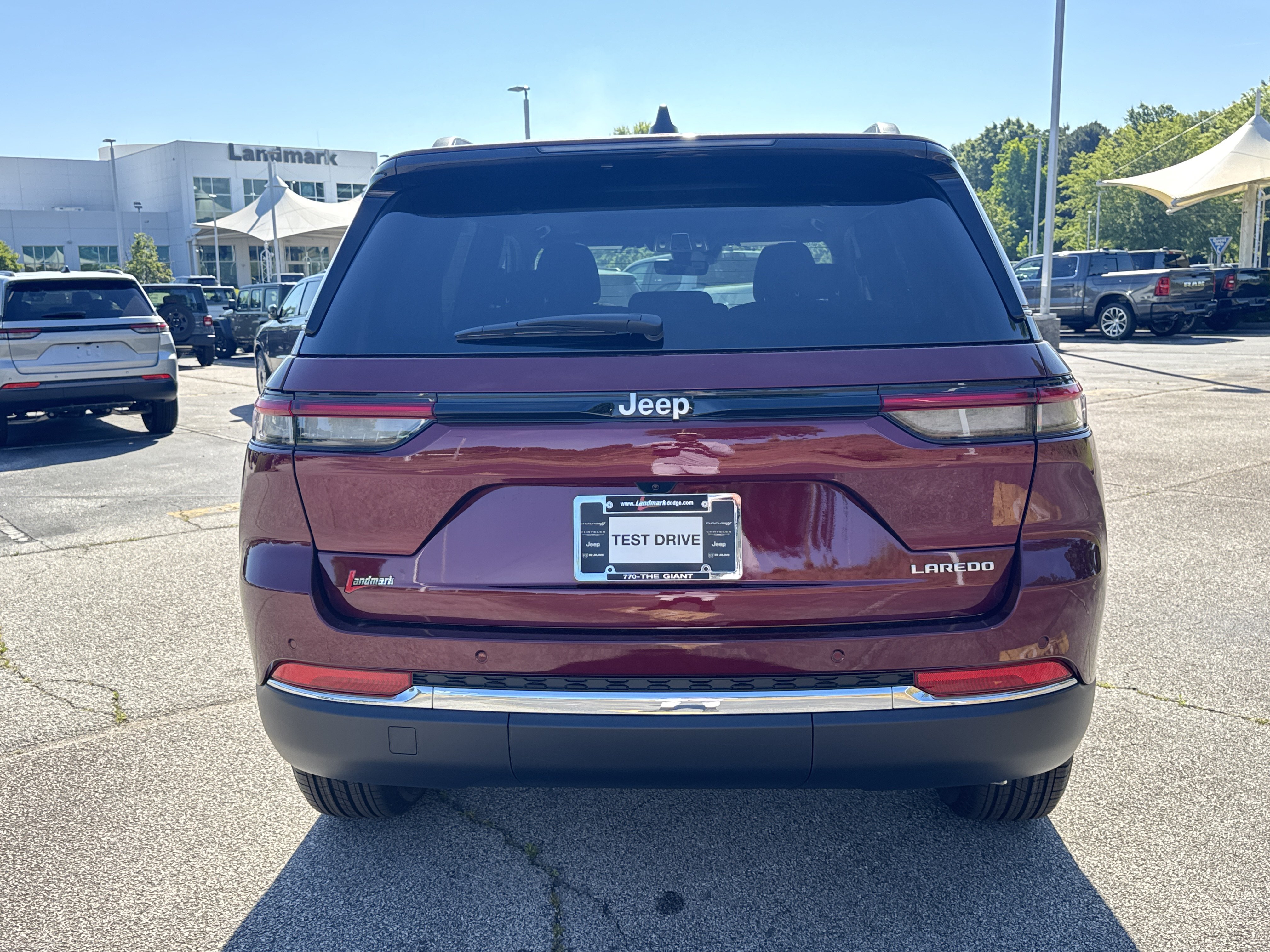 New 2026 Jeep Grand Cherokee Laredo X RWD image 8