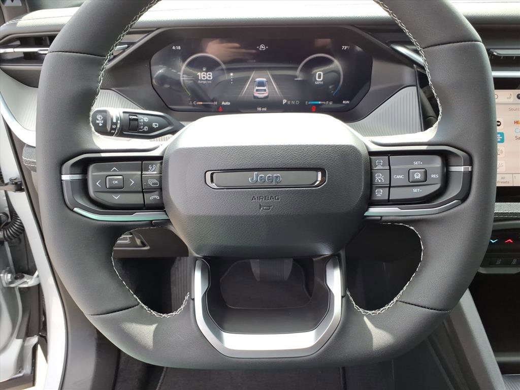 New 2026 Jeep Cherokee Laredo image 18