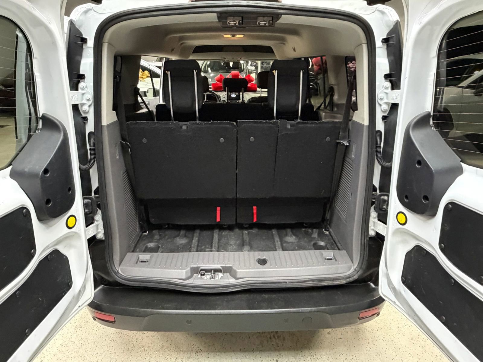 Used 2022 Ford Transit Connect XL image 15