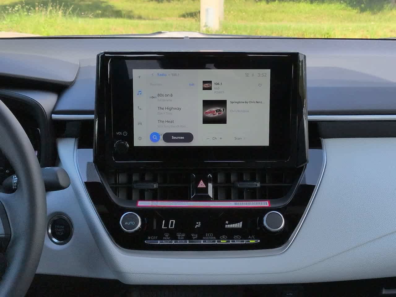 New 2027 Toyota Corolla SE FWD image 17