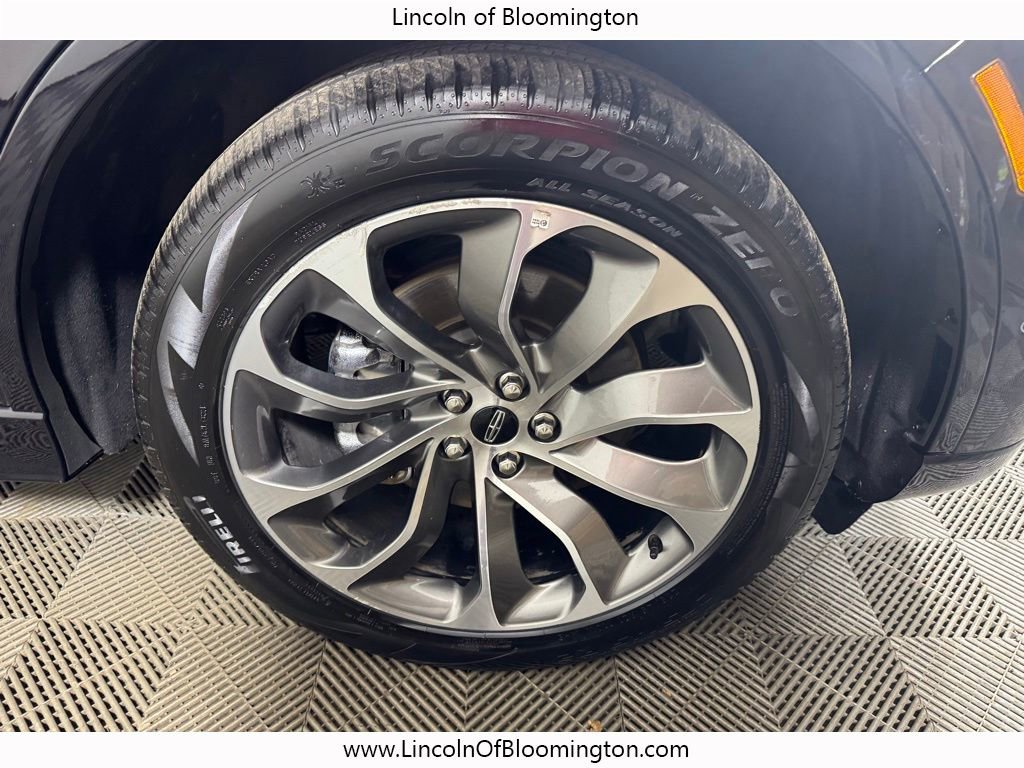 Used 2023 Lincoln Aviator Grand Touring w/ Equipment Group 301A AWD/4WD image 16