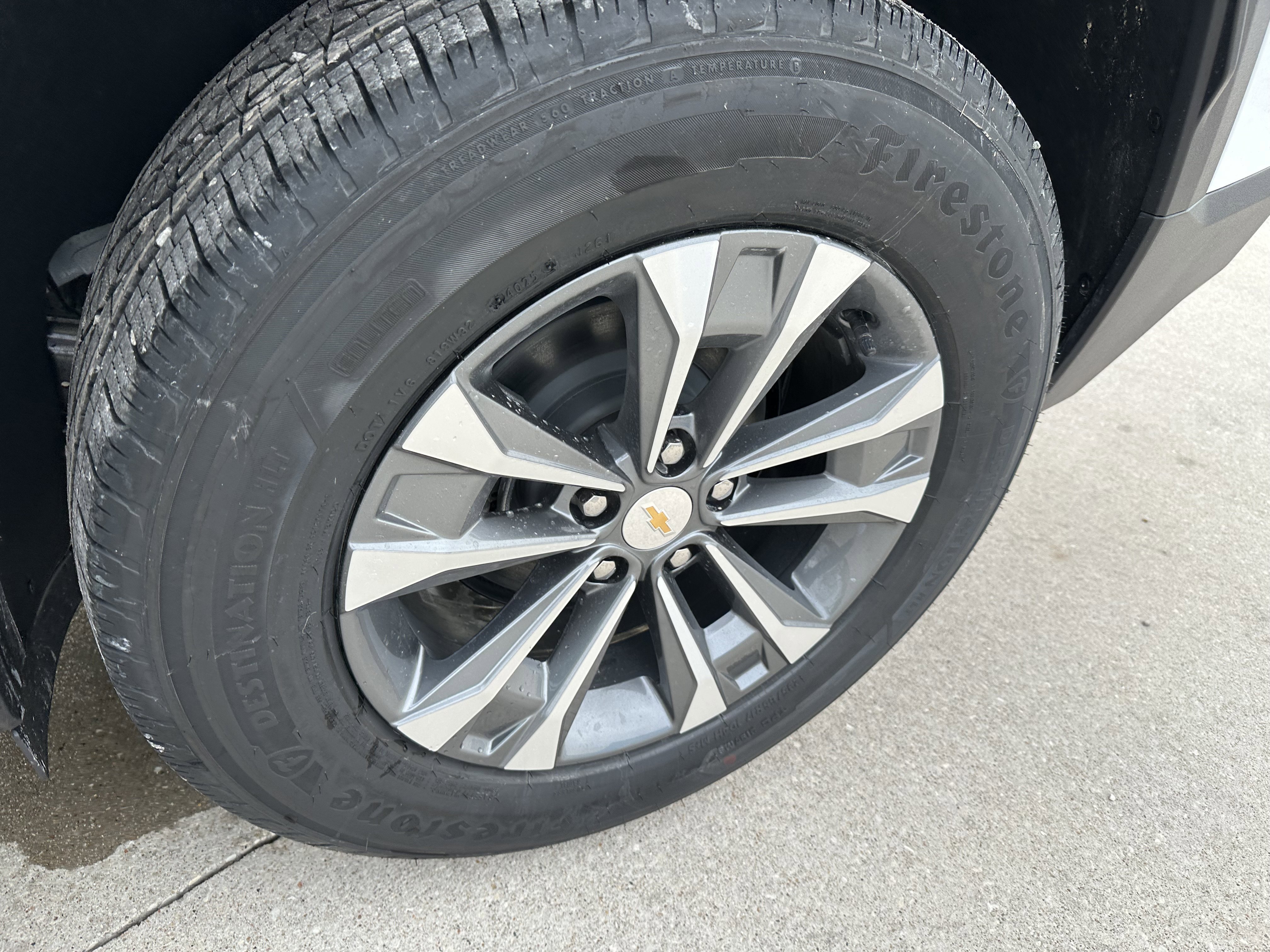 New 2026 Chevrolet Equinox LT image 10